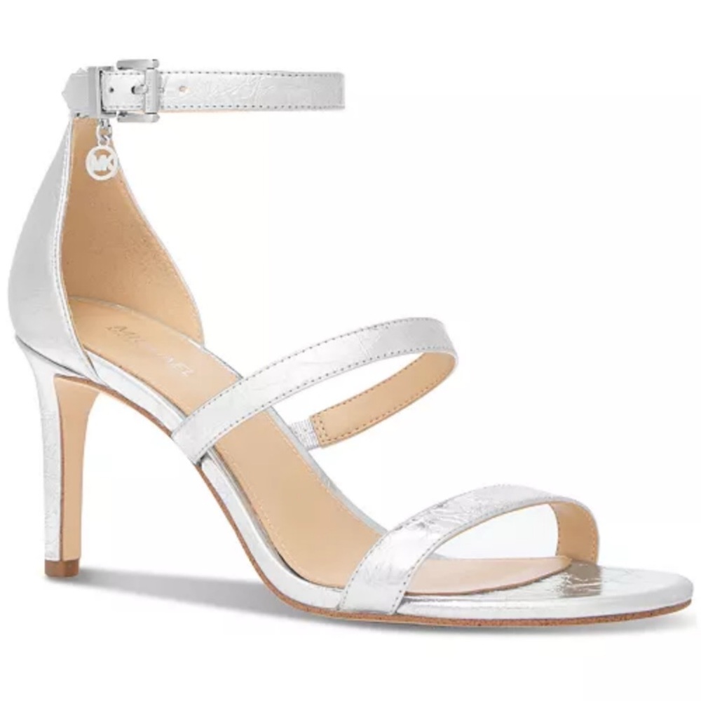 Michael Kors Koda Heels
Size 7